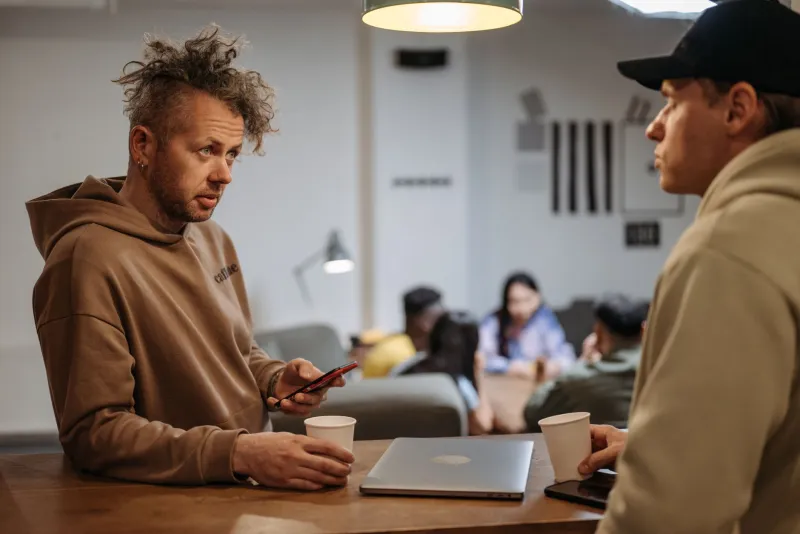 Before You Catch Feelings, Catch These Warning Signs: A Casual Dater's Compatibility Guide